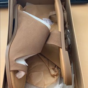 NWT-  Lucky Brand Anora Sandal-8.5